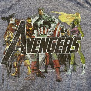 Marvel Avengers T-Shirt. Crooked Logo. 52% Cotton.